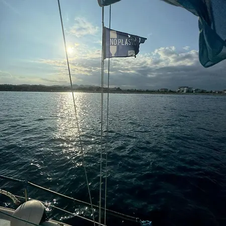 Alojamento de Acomodação e Pequeno-almoço Civico17room 3*