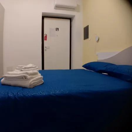 Frühstückspension Civico17room 3*